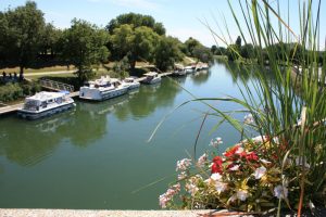 Fleuve "La Charente" à Saintes